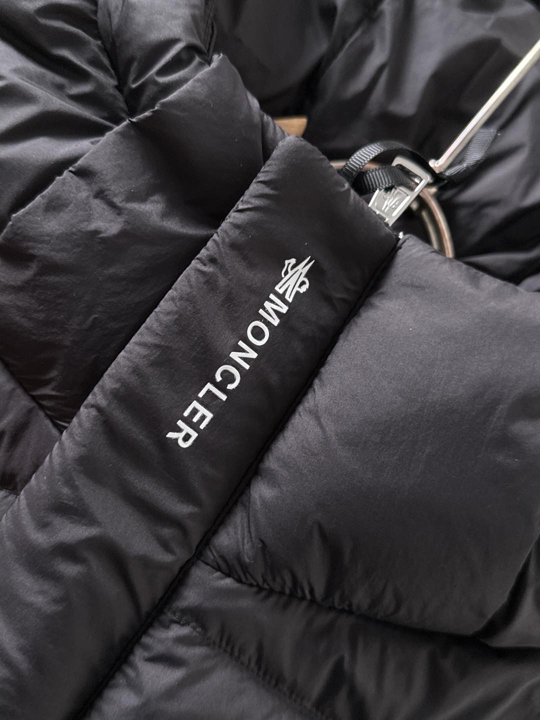 Moncler 蒙口羽绒 NEW# 2025 FW秋冬新款# 🔥爆款出货#Mon饱满羽绒马甲# 定制级别