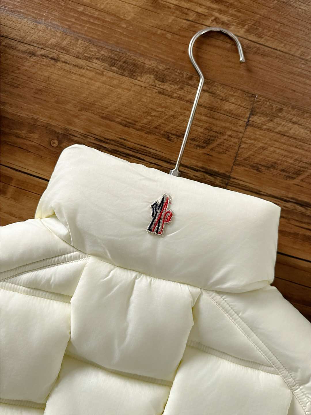 Moncler 蒙口🆕🆕🆕25年冬季新款羽绒服马甲立领羽绒马甲，原版订制五金配件，采用顶级90白鸭绒超柔