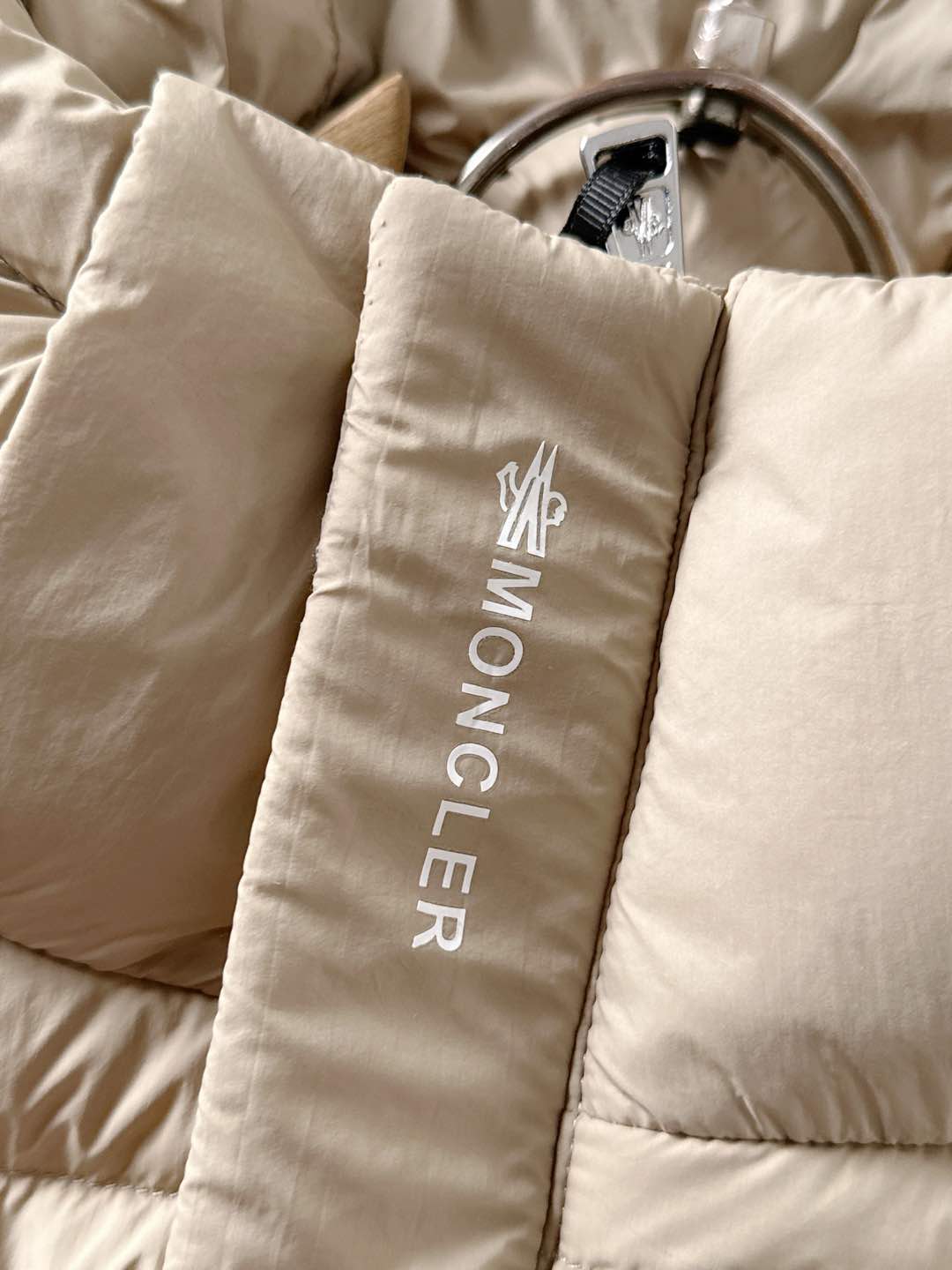 Moncler 蒙口羽绒 NEW# 2025 FW秋冬新款# 🔥爆款出货#Mon饱满羽绒马甲# 定制级别