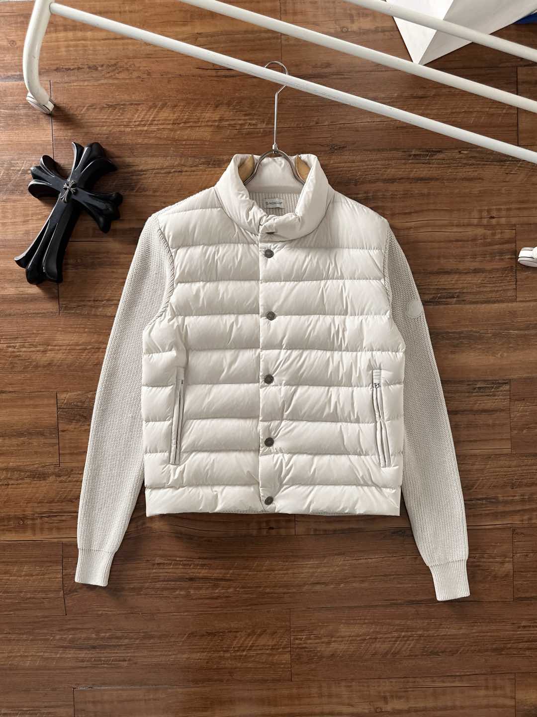 Moncler 蒙口 2025年秋冬新款羽绒服，针织拼接羽绒服采用新国标95白鸭绒，秋冬新品内搭神器！在