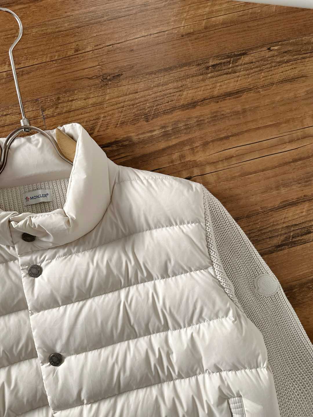 Moncler 蒙口 2025年秋冬新款羽绒服，针织拼接羽绒服采用新国标95白鸭绒，秋冬新品内搭神器！在