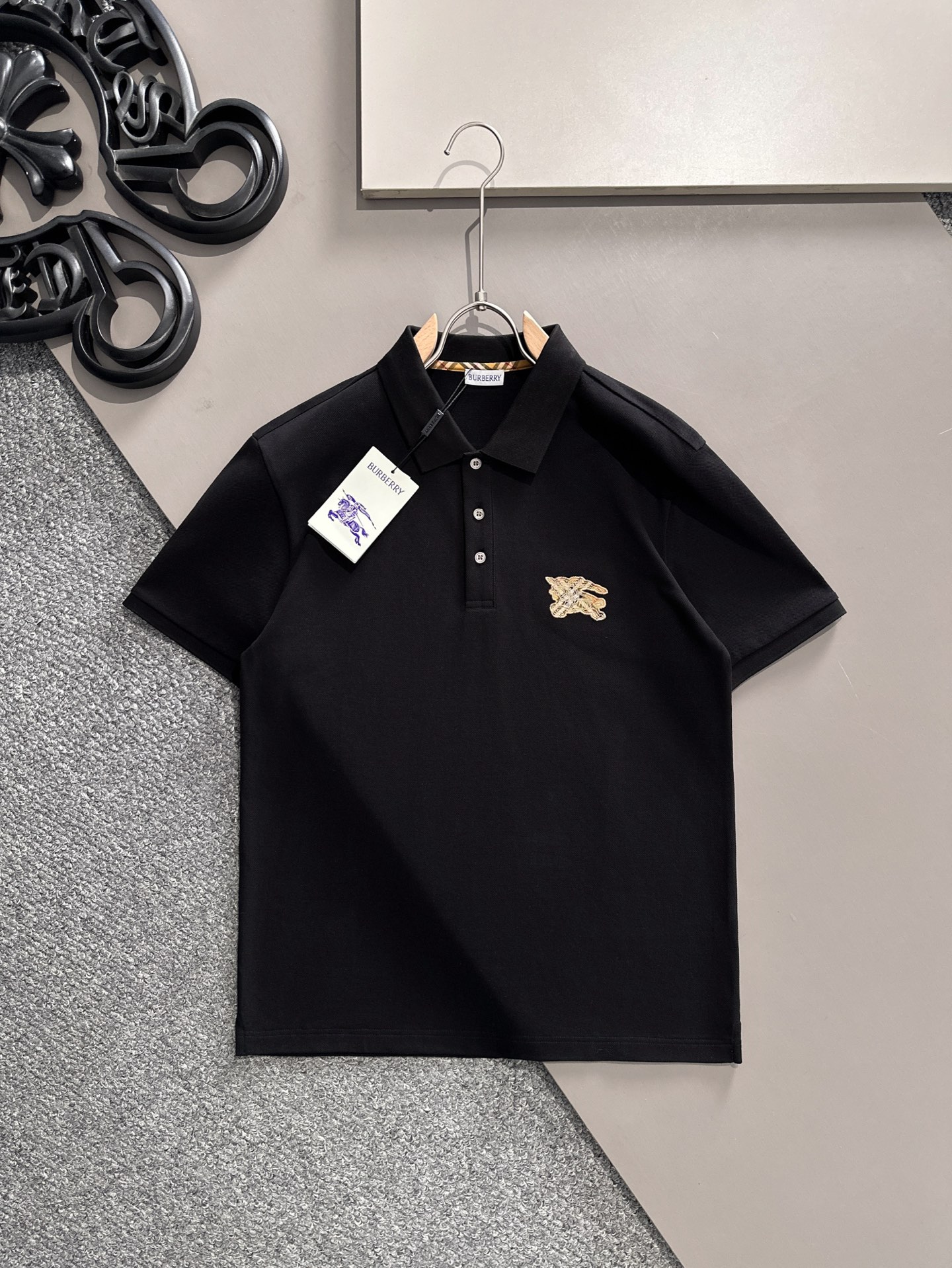巴宝莉#BUR BERRY 2026ss夏季新款 logo男士翻领Polo衫！经典商务男款，高端男装的天