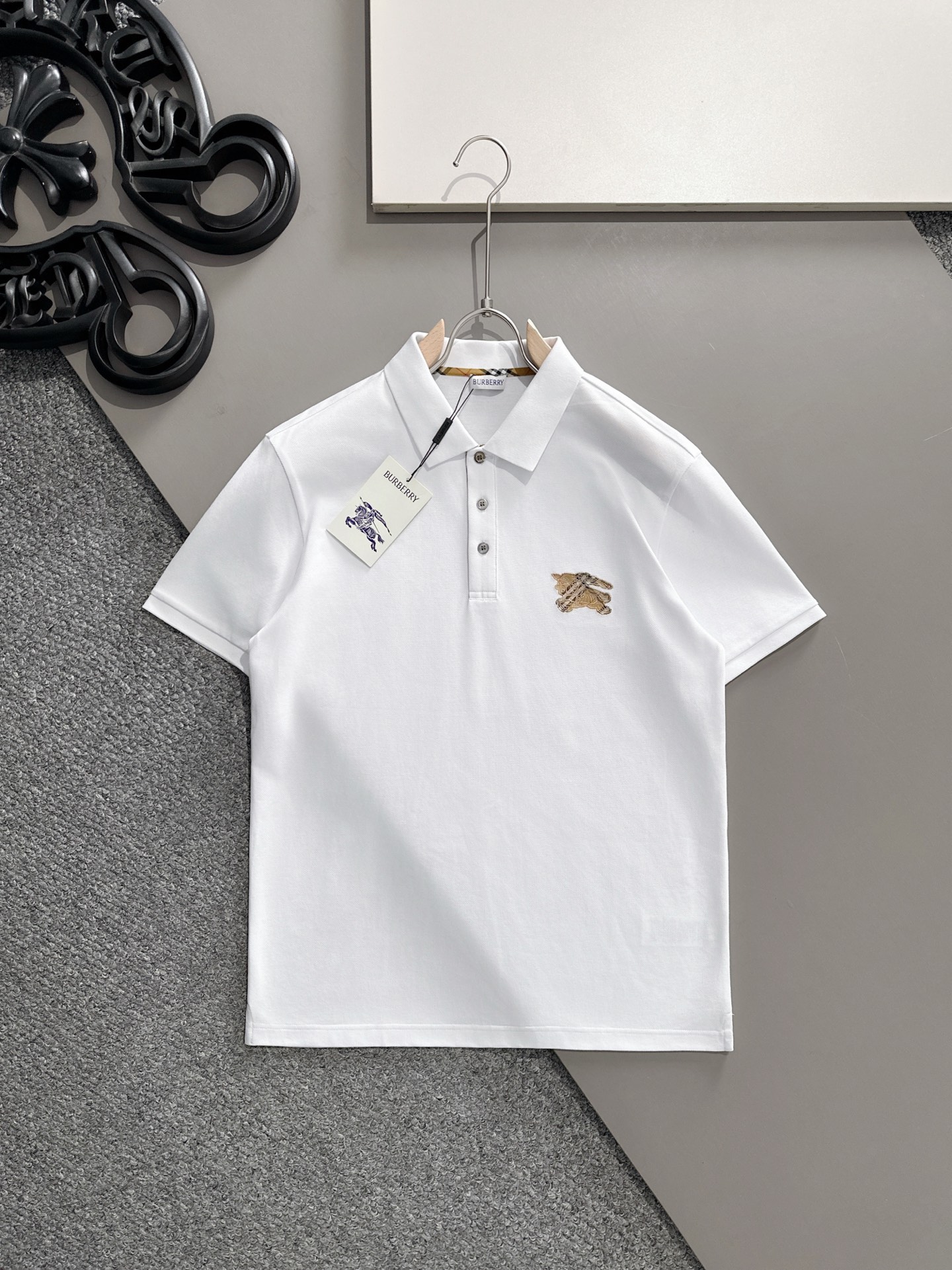巴宝莉#BUR BERRY 2026ss夏季新款 logo男士翻领Polo衫！经典商务男款，高端男装的天