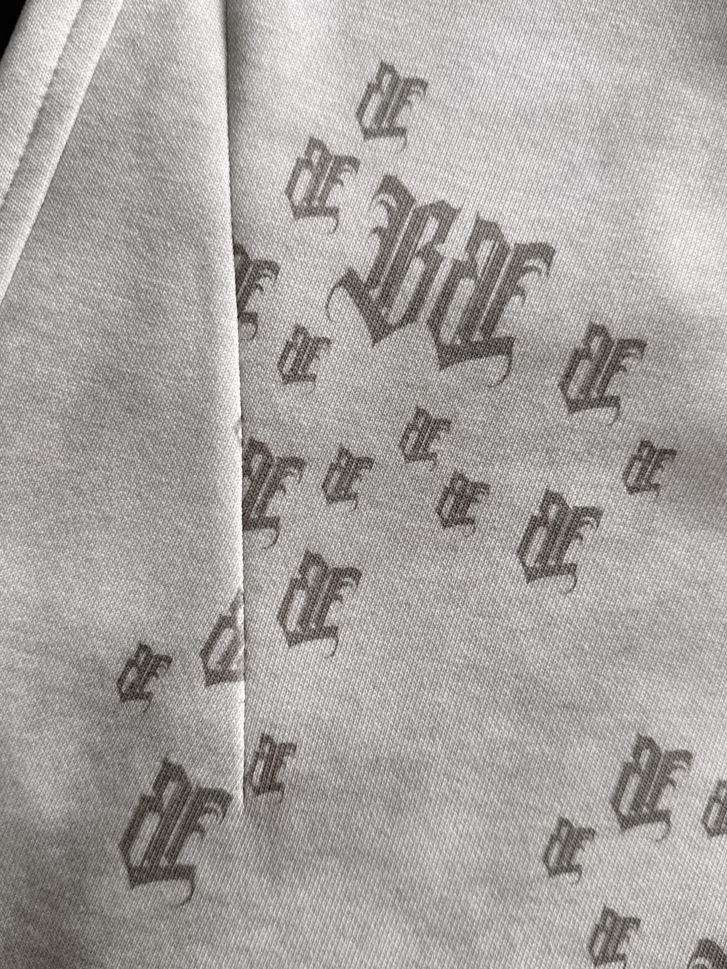 BAL 2026春季新品休闲裤，经典款百看不厌，裤身工艺设计，进口客供辅料、面料定制，每个细节做到极致，