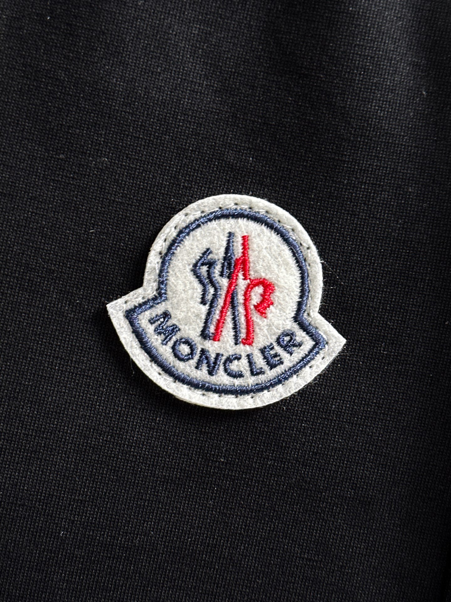 MON 2026春季新品休闲裤，经典款百看不厌，裤身工艺设计，进口客供辅料、面料定制，每个细节做到极致，