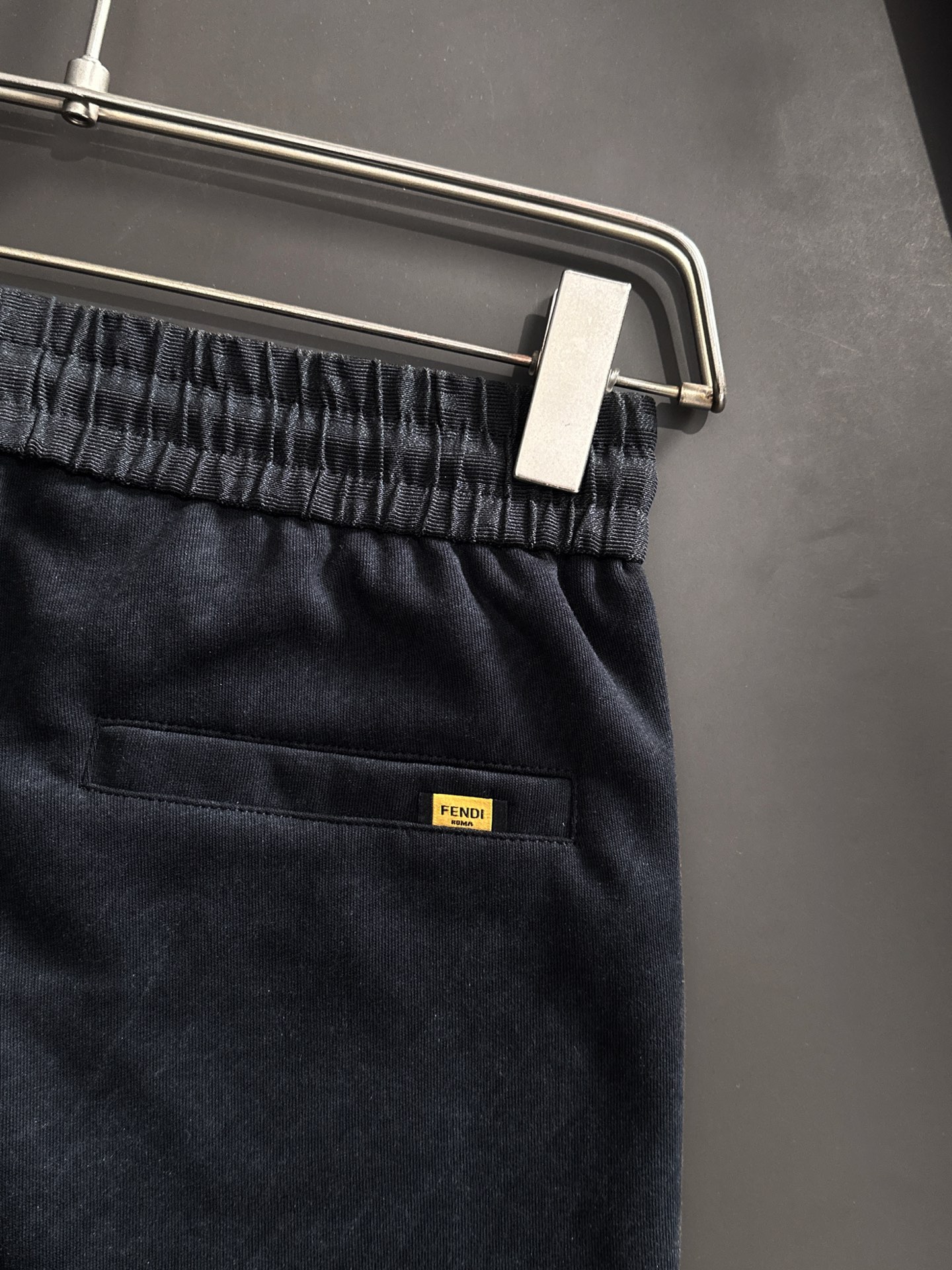 FD 2026春季新品休闲裤，经典款百看不厌，裤身工艺设计，进口客供辅料、面料定制，每个细节做到极致，原