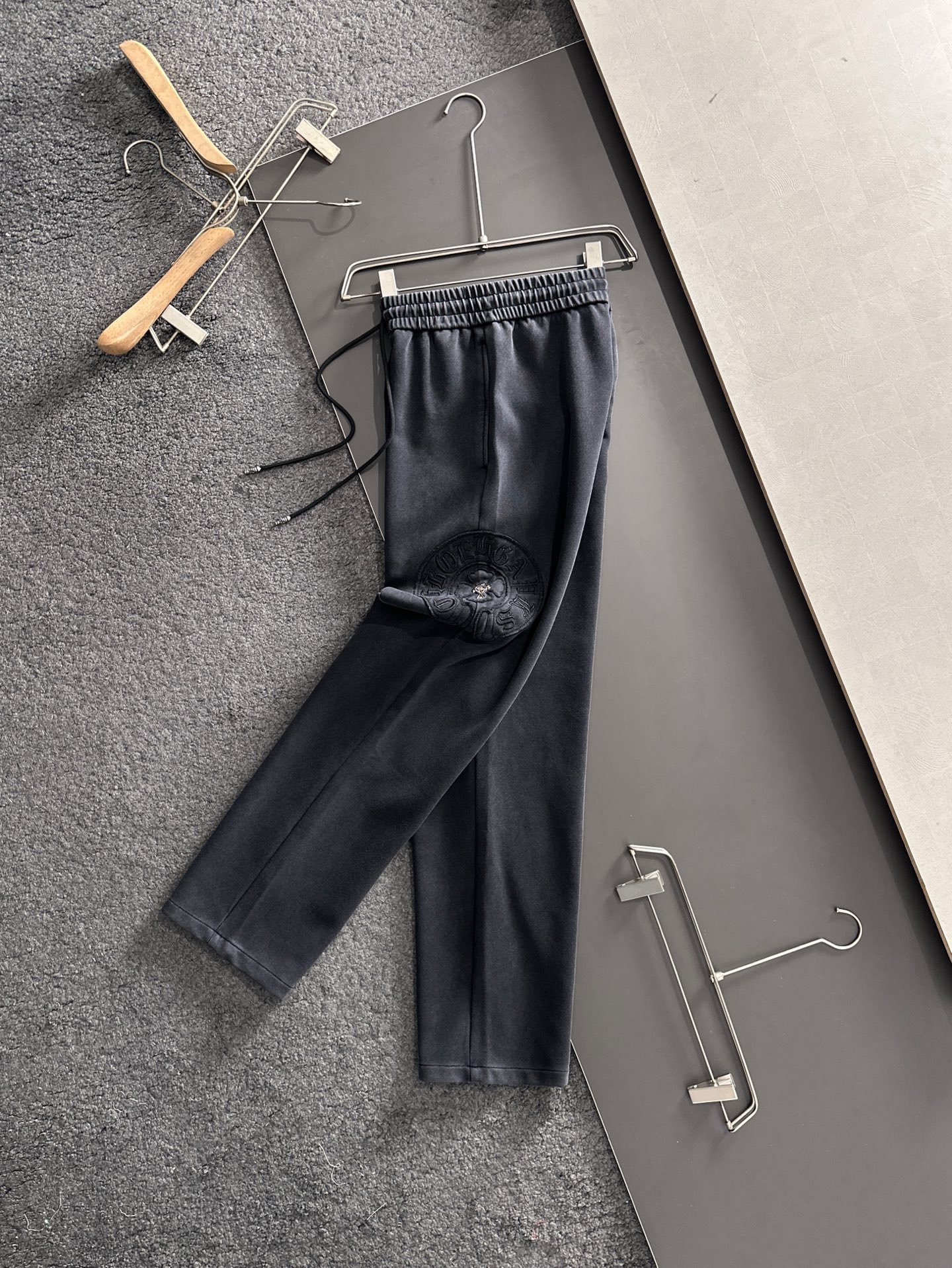 CH 2026春季新品休闲裤，经典款百看不厌，裤身工艺设计，进口客供辅料、面料定制，每个细节做到极致，原