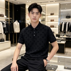 LV 2026ss夏季新款 logo男士翻领Polo衫!经典商务男款,高端男装的天花板级别的商务男款!简 LV 2026ss夏季新款 logo男士翻领Polo衫!经典商务男款,高端男装的天花板级别的商务男款!简