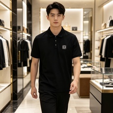 Loewe 罗意威 2026ss春夏新款首发专柜最新POLO衫 高端订制 设计前卫时尚!品牌logo重工 Loewe 罗意威 2026ss春夏新款首发专柜最新POLO衫 高端订制 设计前卫时尚!品牌logo重工