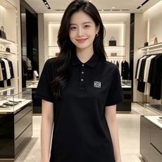 Loewe 罗意威 2026ss春夏新款首发专柜最新POLO衫 高端订制 设计前卫时尚!品牌logo重工 Loewe 罗意威 2026ss春夏新款首发专柜最新POLO衫 高端订制 设计前卫时尚!品牌logo重工