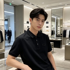 Dior 迪奥 2026ss春夏新款首发专柜最新POLO衫 高端订制 设计前卫时尚!品牌logo重工艺设 Dior 迪奥 2026ss春夏新款首发专柜最新POLO衫 高端订制 设计前卫时尚!品牌logo重工艺设