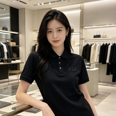 Dior 迪奥 2026ss春夏新款首发专柜最新POLO衫 高端订制 设计前卫时尚!品牌logo重工艺设 Dior 迪奥 2026ss春夏新款首发专柜最新POLO衫 高端订制 设计前卫时尚!品牌logo重工艺设