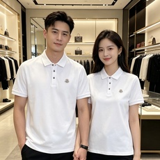 Moncler 蒙口 2026ss春夏新款首发专柜最新POLO衫 高端订制 设计前卫时尚!品牌logo重 Moncler 蒙口 2026ss春夏新款首发专柜最新POLO衫 高端订制 设计前卫时尚!品牌logo重