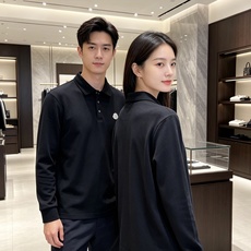 Moncler 2026秋冬蒙口长袖Polo衫 重磅珠地面料,挺括不粘身,春秋单穿、冬季内搭羽绒服都合适 经典翻领+三粒 Moncler 2026秋冬蒙口长袖Polo衫 重磅珠地面料,挺括不粘身,春秋单穿、冬季内搭羽绒服都合适 经典翻领+三粒