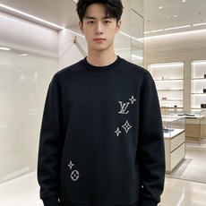 LOUIS VUITTON 路易威登 lv2026秋冬新款圆领卫衣 甄选高密空气层面料,挺括有型 错落渐变LV四叶草刺绣 LOUIS VUITTON 路易威登 lv2026秋冬新款圆领卫衣 甄选高密空气层面料,挺括有型 错落渐变LV四叶草刺绣