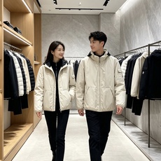 MONCLER|盟可睐 蒙口2026秋冬连帽羽绒服, 全套原版定制五金,拉链、袖标细节还原到位 防风抗皱功能性面料,撞色 MONCLER|盟可睐 蒙口2026秋冬连帽羽绒服, 全套原版定制五金,拉链、袖标细节还原到位 防风抗皱功能性面料,撞色