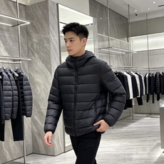 Moncler 蒙口 2026秋冬新款重磅上新羽绒服 甄选90新国标白鸭绒,高蓬松度,防寒性能出色 全套原版五金,拉链、 Moncler 蒙口 2026秋冬新款重磅上新羽绒服 甄选90新国标白鸭绒,高蓬松度,防寒性能出色 全套原版五金,拉链、