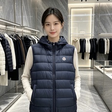 Moncler|盟可睐 蒙口 2026秋冬新款重磅上新羽绒服 甄选90新国标白鸭绒,轻盈蓬松,保暖性出色 全套原版五金拉 Moncler|盟可睐 蒙口 2026秋冬新款重磅上新羽绒服 甄选90新国标白鸭绒,轻盈蓬松,保暖性出色 全套原版五金拉