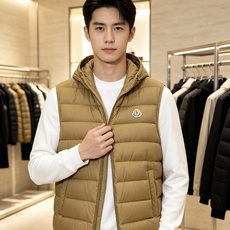 Moncler|盟可睐 蒙口 2026秋冬新款重磅上新羽绒服 甄选90新国标白鸭绒,轻盈蓬松,保暖性出色 全套原版五金拉 Moncler|盟可睐 蒙口 2026秋冬新款重磅上新羽绒服 甄选90新国标白鸭绒,轻盈蓬松,保暖性出色 全套原版五金拉