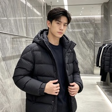 Moncler 蒙口 2026冬季御寒王牌|蒙口经典方格短款连帽羽绒 黑白双色齐发,百搭不出错,覆盖所有客户穿搭需求。 Moncler 蒙口 2026冬季御寒王牌|蒙口经典方格短款连帽羽绒 黑白双色齐发,百搭不出错,覆盖所有客户穿搭需求。