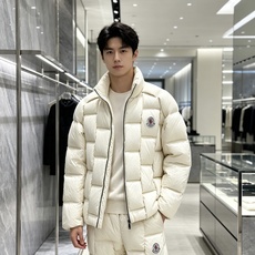 Moncler 蒙口 2026秋冬立领羽绒服上新 方格分仓锁绒,蓬松保暖不跑绒,上身轻盈不臃肿 加高立领+双头拉链防风, Moncler 蒙口 2026秋冬立领羽绒服上新 方格分仓锁绒,蓬松保暖不跑绒,上身轻盈不臃肿 加高立领+双头拉链防风,