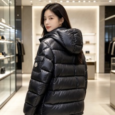 最高版本 Moncler 蒙口 2026秋冬玛雅经典连帽羽绒服 品牌常青热销玛雅基础版型 分段方格锁绒填充,轻盈蓬松,上 最高版本 Moncler 蒙口 2026秋冬玛雅经典连帽羽绒服 品牌常青热销玛雅基础版型 分段方格锁绒填充,轻盈蓬松,上
