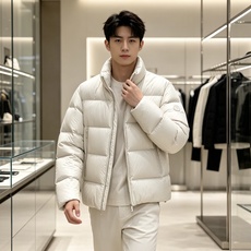 Moncler 蒙口 2026秋冬新款立领羽绒服 甄选95高品质白鸭绒填充,蓬松度拉满,轻软上身毫无负重感 极简立领双拉 Moncler 蒙口 2026秋冬新款立领羽绒服 甄选95高品质白鸭绒填充,蓬松度拉满,轻软上身毫无负重感 极简立领双拉