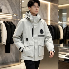 Moncler × Pharrell Williams 蒙口联名工装连帽羽绒服|2026秋冬 Polartec防风面料+ Moncler × Pharrell Williams 蒙口联名工装连帽羽绒服|2026秋冬 Polartec防风面料+