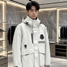 Moncler × Pharrell Williams 蒙口联名工装连帽羽绒服|2026秋冬 Polartec防风面料+ Moncler × Pharrell Williams 蒙口联名工装连帽羽绒服|2026秋冬 Polartec防风面料+
