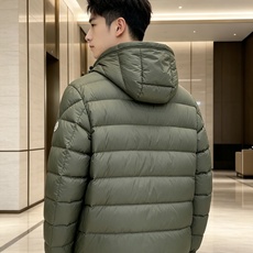 MONCLER|盟可睐 蒙口2026秋冬轻薄连帽羽绒服,90新国标白鸭绒 全套原版五金拉链,袖标细节精准还原 高品质羽绒 MONCLER|盟可睐 蒙口2026秋冬轻薄连帽羽绒服,90新国标白鸭绒 全套原版五金拉链,袖标细节精准还原 高品质羽绒