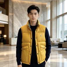 Moncler|盟可睐 2026秋冬新款蒙口 90新国标白鸭绒填充 原版五金配件,纽扣刺绣细节高度还原 立领羽绒马甲,双 Moncler|盟可睐 2026秋冬新款蒙口 90新国标白鸭绒填充 原版五金配件,纽扣刺绣细节高度还原 立领羽绒马甲,双