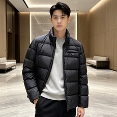 Prada 普拉达2026秋冬专柜同步新品发布,最新款羽绒服出货,全部原版购入,今年最新色,无论面料和辅料,真正做到了1 Prada 普拉达2026秋冬专柜同步新品发布,最新款羽绒服出货,全部原版购入,今年最新色,无论面料和辅料,真正做到了1