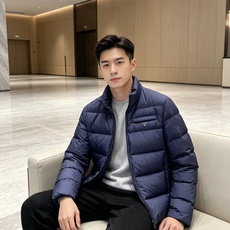 Prada 普拉达2026秋冬专柜同步新品发布,最新款羽绒服出货,全部原版购入,今年最新色,无论面料和辅料,真正做到了1 Prada 普拉达2026秋冬专柜同步新品发布,最新款羽绒服出货,全部原版购入,今年最新色,无论面料和辅料,真正做到了1