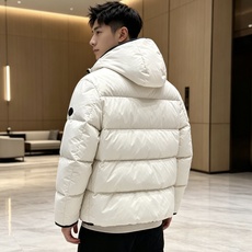Moncler Forez蒙口2026男士连帽短款羽绒夹克外套.(连帽可脱卸.可变立领夹克)特级鹅绒填充,原厂替换面料➕ Moncler Forez蒙口2026男士连帽短款羽绒夹克外套.(连帽可脱卸.可变立领夹克)特级鹅绒填充,原厂替换面料➕