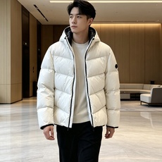 Moncler Forez蒙口2026男士连帽短款羽绒夹克外套.(连帽可脱卸.可变立领夹克)特级鹅绒填充,原厂替换面料➕ Moncler Forez蒙口2026男士连帽短款羽绒夹克外套.(连帽可脱卸.可变立领夹克)特级鹅绒填充,原厂替换面料➕