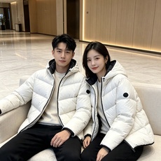 Moncler Forez蒙口2026男士连帽短款羽绒夹克外套.(连帽可脱卸.可变立领夹克)特级鹅绒填充,原厂替换面料➕ Moncler Forez蒙口2026男士连帽短款羽绒夹克外套.(连帽可脱卸.可变立领夹克)特级鹅绒填充,原厂替换面料➕