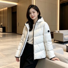 Moncler Forez蒙口2026男士连帽短款羽绒夹克外套.(连帽可脱卸.可变立领夹克)特级鹅绒填充,原厂替换面料➕ Moncler Forez蒙口2026男士连帽短款羽绒夹克外套.(连帽可脱卸.可变立领夹克)特级鹅绒填充,原厂替换面料➕