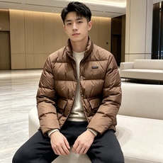 Prada 普拉达2026秋冬专柜同步新品发布,最新款羽绒服出货,全部原版购入,今年最新色,无论面料和辅料,真正做到了1 Prada 普拉达2026秋冬专柜同步新品发布,最新款羽绒服出货,全部原版购入,今年最新色,无论面料和辅料,真正做到了1