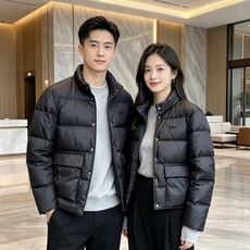 Prada 普拉达2026秋冬专柜同步新品发布,最新款羽绒服出货,全部原版购入,今年最新色,无论面料和辅料,真正做到了1 Prada 普拉达2026秋冬专柜同步新品发布,最新款羽绒服出货,全部原版购入,今年最新色,无论面料和辅料,真正做到了1