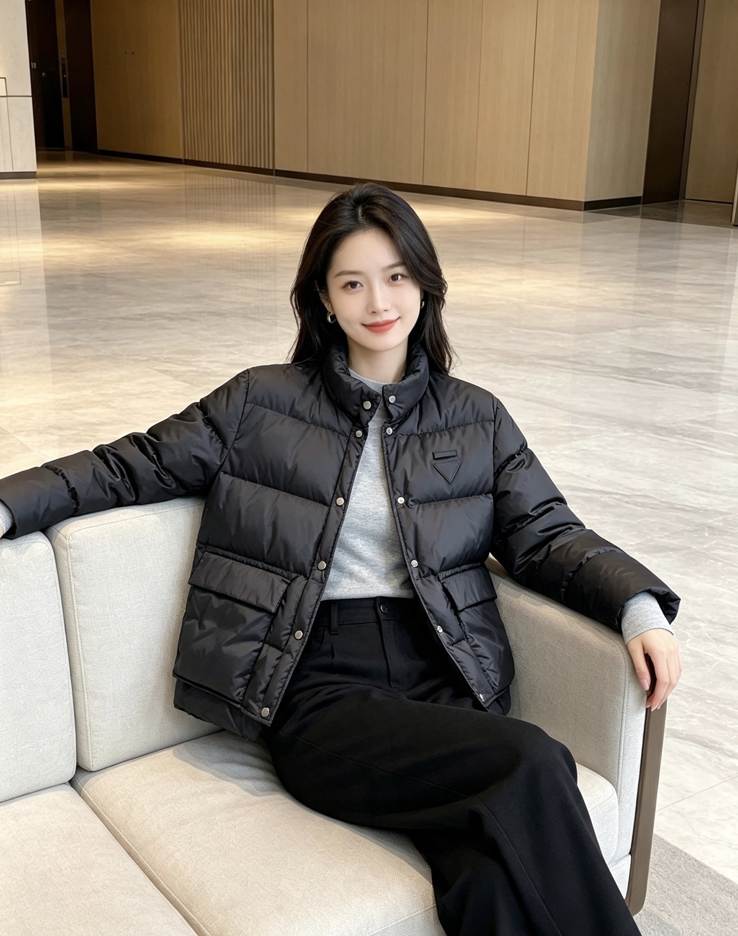 Prada 普拉达2026秋冬专柜同步新品发布,最新款羽绒服出货,全部原版购入,今年最新色,无论面料和辅料,真正做到了1 Prada 普拉达2026秋冬专柜同步新品发布,最新款羽绒服出货,全部原版购入,今年最新色,无论面料和辅料,真正做到了1