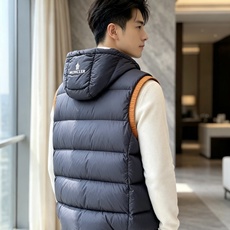 Moncler 蒙口羽绒 NEW# 2026 FW秋冬新款# 🔥爆款出货#Mon饱满羽绒马甲# 定制级别外料,甄选vis Moncler 蒙口羽绒 NEW# 2026 FW秋冬新款# 🔥爆款出货#Mon饱满羽绒马甲# 定制级别外料,甄选vis