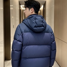 LV 2026秋冬爆款拼色老花羽绒服三色齐发 重磅分仓锁绒工艺,上身蓬松轻盈,完全不显臃肿 肩部暗纹老花拼接设计,低调有 LV 2026秋冬爆款拼色老花羽绒服三色齐发 重磅分仓锁绒工艺,上身蓬松轻盈,完全不显臃肿 肩部暗纹老花拼接设计,低调有