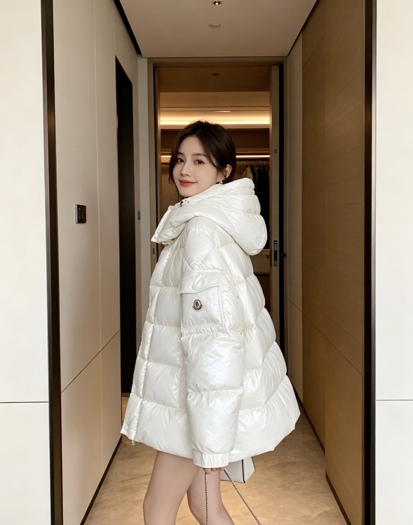 Moncler 蒙口 2026冬季御寒王牌|蒙口经典方格短款连帽羽绒 黑白双色齐发,百搭不出错,覆盖所有客户穿搭需求。 Moncler 蒙口 2026冬季御寒王牌|蒙口经典方格短款连帽羽绒 黑白双色齐发,百搭不出错,覆盖所有客户穿搭需求。