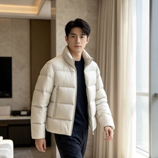 Moncler 蒙口 2026秋冬新款立领羽绒服 甄选95高品质白鸭绒填充,蓬松度拉满,轻软上身毫无负重感 极简立领双拉 Moncler 蒙口 2026秋冬新款立领羽绒服 甄选95高品质白鸭绒填充,蓬松度拉满,轻软上身毫无负重感 极简立领双拉