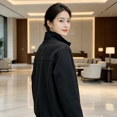 Moncler 蒙口 2026秋冬新款两面穿立领羽绒服,甄选90新国标白鸭绒,绒朵蓬松充盈,保暖性能出众,整体轻量化剪裁 Moncler 蒙口 2026秋冬新款两面穿立领羽绒服,甄选90新国标白鸭绒,绒朵蓬松充盈,保暖性能出众,整体轻量化剪裁