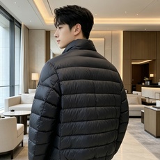 Moncler 蒙口 2026秋冬新款两面穿立领羽绒服,甄选90新国标白鸭绒,绒朵蓬松充盈,保暖性能出众,整体轻量化剪裁 Moncler 蒙口 2026秋冬新款两面穿立领羽绒服,甄选90新国标白鸭绒,绒朵蓬松充盈,保暖性能出众,整体轻量化剪裁