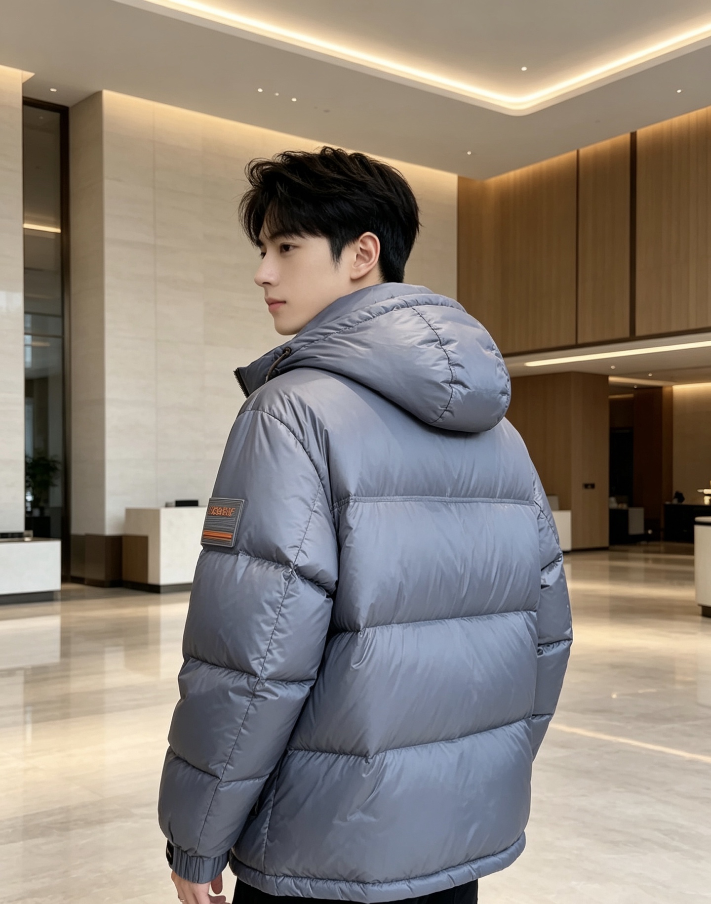 Zegna 杰尼亚 2026秋冬新款连帽羽绒服，甄选90新国标白鸭绒填充，绒朵饱满，御寒锁温。全套原版五金辅料，拉链、抽