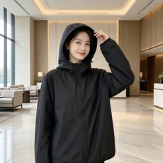 Moncler 蒙口 2026秋冬新款连帽轻薄羽绒服 90新国标白鸭绒填充,轻盈蓬松,上身无厚重感,兼顾保暖与舒适度 原 Moncler 蒙口 2026秋冬新款连帽轻薄羽绒服 90新国标白鸭绒填充,轻盈蓬松,上身无厚重感,兼顾保暖与舒适度 原