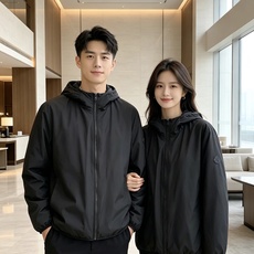 Moncler 蒙口 2026秋冬新款连帽轻薄羽绒服 90新国标白鸭绒填充,轻盈蓬松,上身无厚重感,兼顾保暖与舒适度 原 Moncler 蒙口 2026秋冬新款连帽轻薄羽绒服 90新国标白鸭绒填充,轻盈蓬松,上身无厚重感,兼顾保暖与舒适度 原