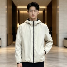 Moncler 蒙口 2026秋冬新款连帽轻薄羽绒服 90新国标白鸭绒填充,轻盈蓬松,上身无厚重感,兼顾保暖与舒适度 原 Moncler 蒙口 2026秋冬新款连帽轻薄羽绒服 90新国标白鸭绒填充,轻盈蓬松,上身无厚重感,兼顾保暖与舒适度 原
